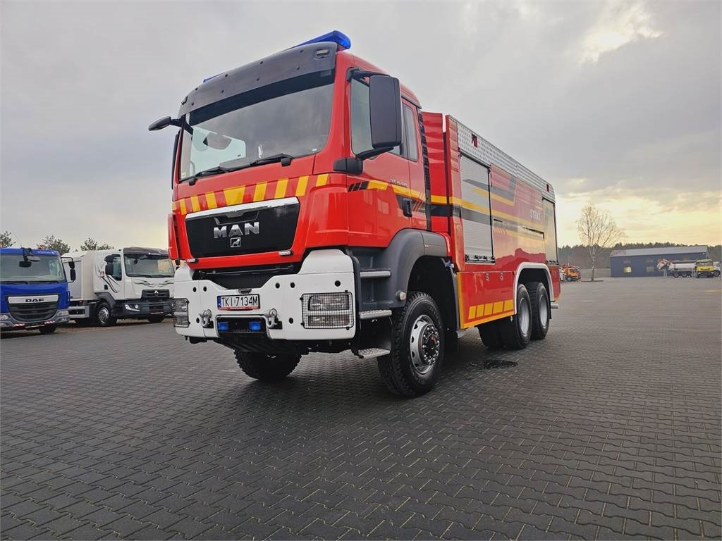 MAN TGS 26.440 6x6 9500 l water + 950 foam Stolarczyk - Feuerwehrfahrzeug: das Bild 1 MAN TGS 26.440 6x6 9500 l water + 950 foam Stolarczyk - Feuerwehrfahrzeug: das Bild 1