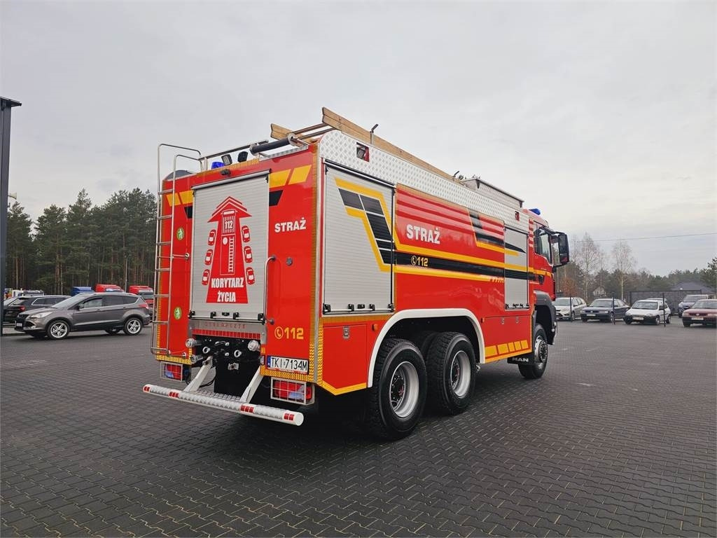 MAN TGS 26.440 6x6 9500 l water + 950 foam Stolarczyk - Feuerwehrfahrzeug: das Bild 4 MAN TGS 26.440 6x6 9500 l water + 950 foam Stolarczyk - Feuerwehrfahrzeug: das Bild 4
