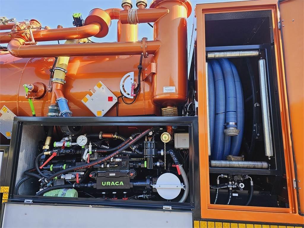 Saug-/ Spülfahrzeug MAN WUKO KROLL ADR COMBI FOR SEWER CLEANING: das Bild 28