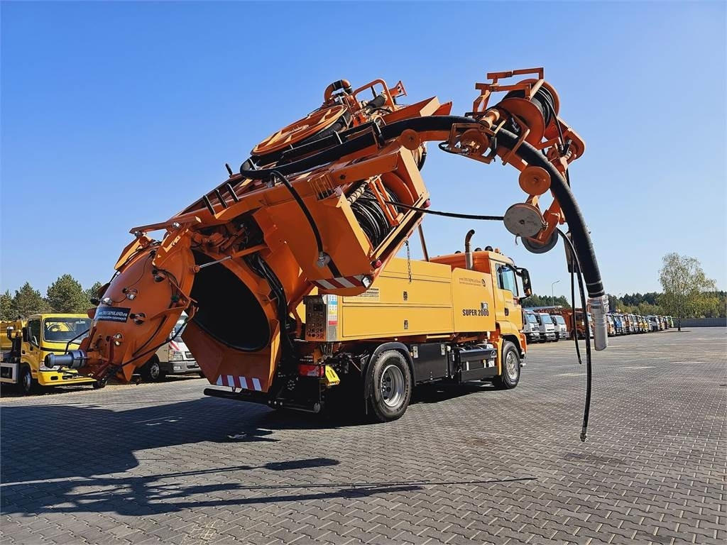 Saug-/ Spülfahrzeug MAN Wiedemann SUPER 2000 4x2 WUKO RECYKLING for collec: das Bild 8