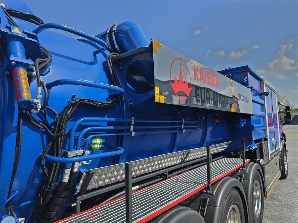 Scania KAISER EUR-MARK PL 8 Vacuum suction-blowing loader - Saug-/ Spülfahrzeug: das Bild 2 Scania KAISER EUR-MARK PL 8 Vacuum suction-blowing loader - Saug-/ Spülfahrzeug: das Bild 2