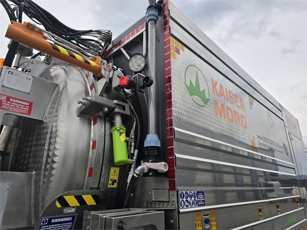 Saug-/ Spülfahrzeug Scania MORO KAISER WUKO COMBI HOT WATER FOR CLEANING SEWE: das Bild 26