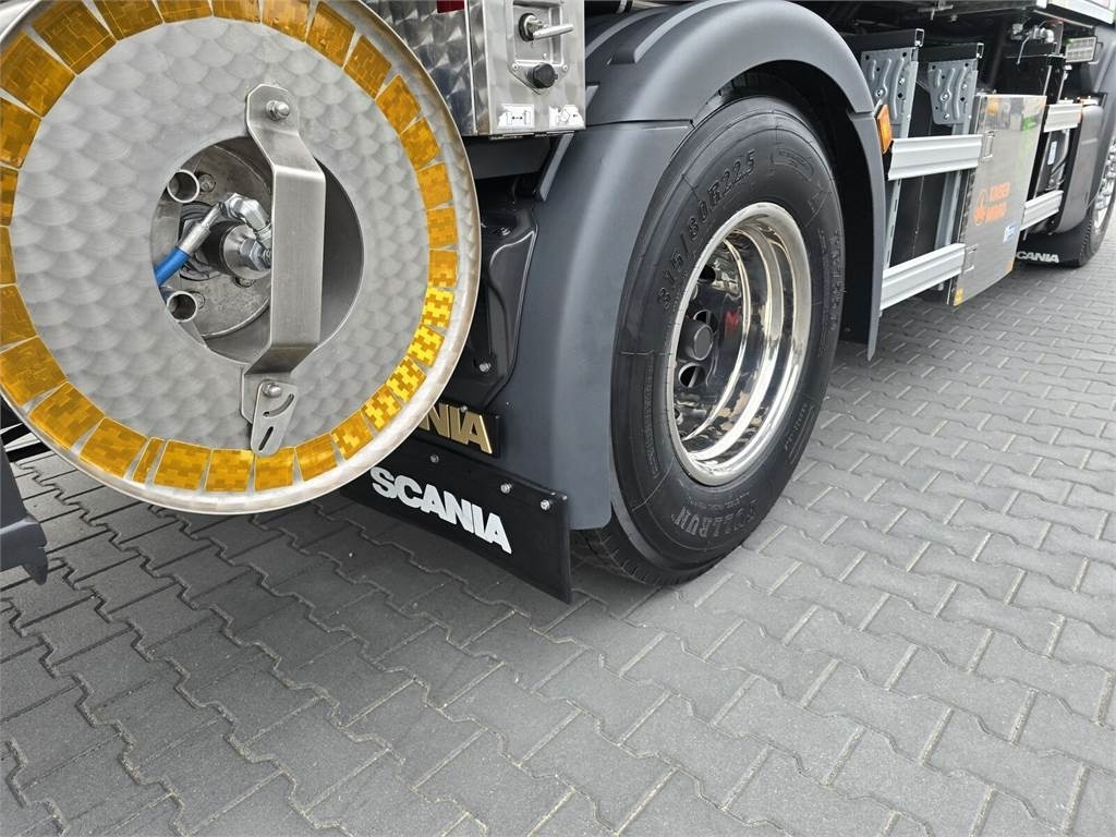 Saug-/ Spülfahrzeug Scania MORO KAISER WUKO COMBI HOT WATER FOR CLEANING SEWE: das Bild 24