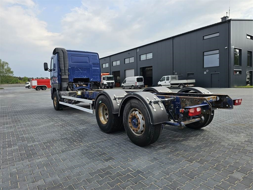 Volvo FH 16 470 KM 6x2 low mileage 229700 km !!!! - Containerwagen/ Wechselfahrgestell LKW: das Bild 3 Volvo FH 16 470 KM 6x2 low mileage 229700 km !!!! - Containerwagen/ Wechselfahrgestell LKW: das Bild 3
