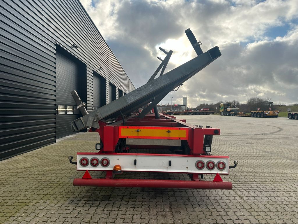 Faymonville DESOT 3 achs. Schräglader Faymonville DESOT 3 achs. Schräglader - Tieflader Auflieger: das Bild 2 Faymonville DESOT 3 achs. Schräglader Faymonville DESOT 3 achs. Schräglader - Tieflader Auflieger: das Bild 2