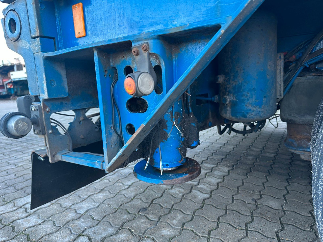 Goldhofer 4 achs tieflader / rampen / 4 x zwangsgelenkt - Tieflader Auflieger: das Bild 3 Goldhofer 4 achs tieflader / rampen / 4 x zwangsgelenkt - Tieflader Auflieger: das Bild 3