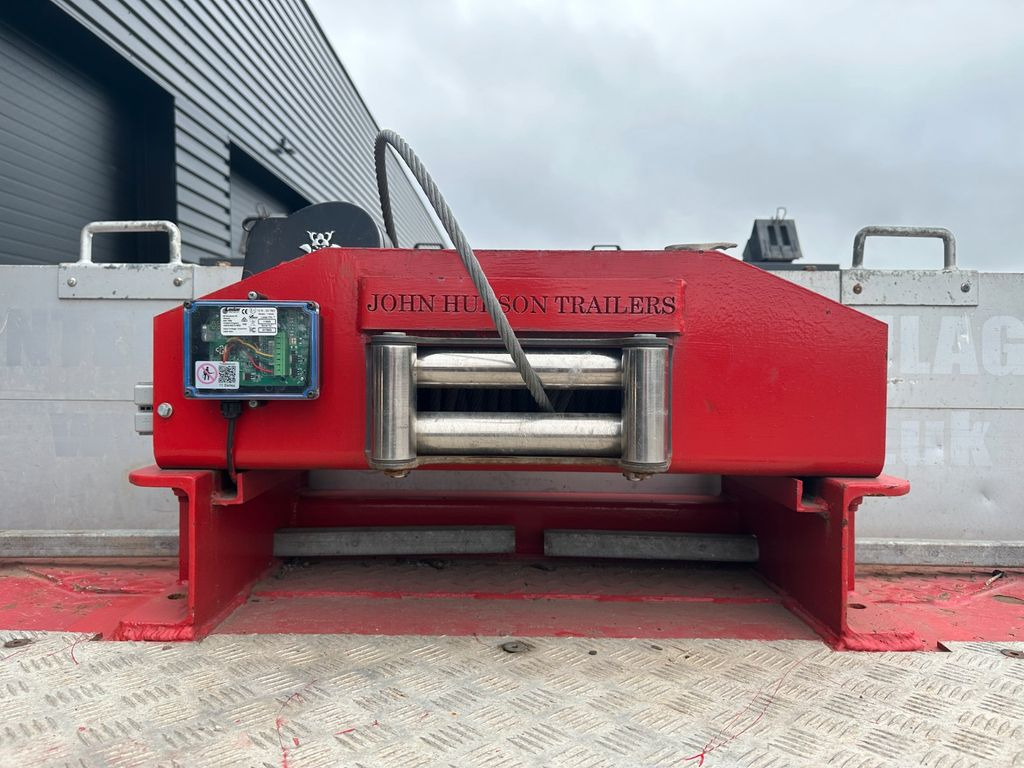 Meusburger 2 achs tiefbett / 300 mm Meusburger 2 achs tiefbett / 300 mm - Tieflader Auflieger: das Bild 5 Meusburger 2 achs tiefbett / 300 mm Meusburger 2 achs tiefbett / 300 mm - Tieflader Auflieger: das Bild 5