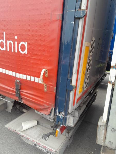 Kögel SN24 - Planenauflieger: das Bild 5 Kögel SN24 - Planenauflieger: das Bild 5