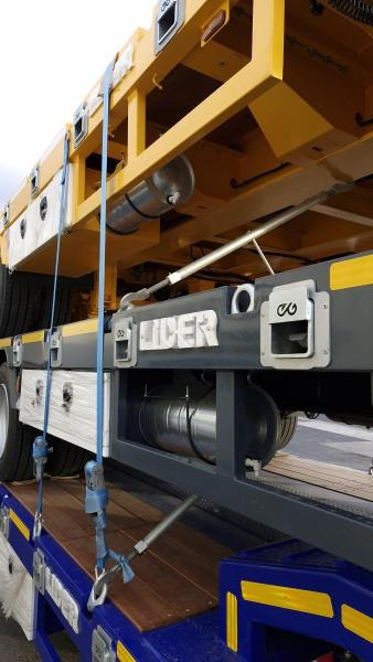 Lider trailer (Export Afrique) Porte-Char lames 4 essieux - Tieflader Auflieger: das Bild 2 Lider trailer (Export Afrique) Porte-Char lames 4 essieux - Tieflader Auflieger: das Bild 2
