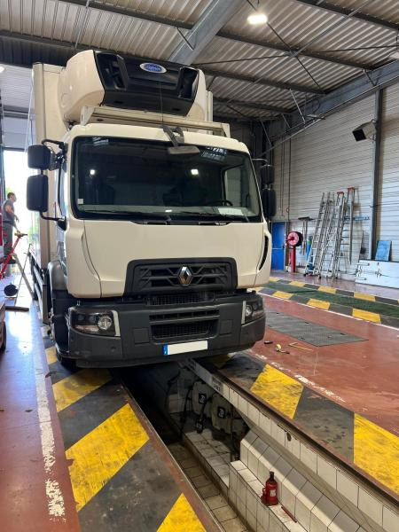Renault D-Series WIDE - Kühlkoffer LKW: das Bild 2 Renault D-Series WIDE - Kühlkoffer LKW: das Bild 2