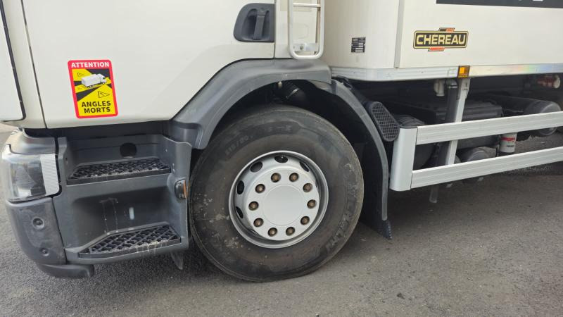 Renault D WIDE (LOCATION / RENT) - Kühlkoffer LKW: das Bild 4 Renault D WIDE (LOCATION / RENT) - Kühlkoffer LKW: das Bild 4