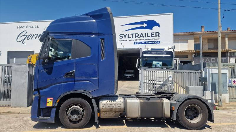 Iveco S-WAY 490 - Sattelzugmaschine: das Bild 2 Iveco S-WAY 490 - Sattelzugmaschine: das Bild 2
