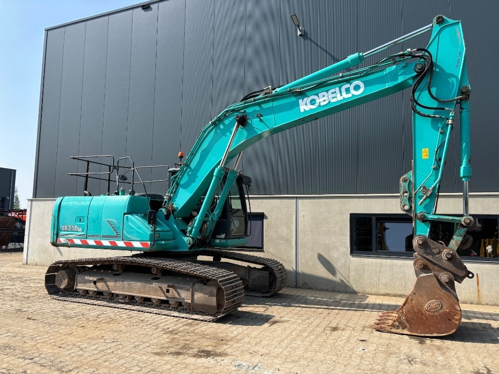 Kobelco SK 210 LC-9 - SK210 - SK 210 - Kettenbagger: das Bild 5 Kobelco SK 210 LC-9 - SK210 - SK 210 - Kettenbagger: das Bild 5
