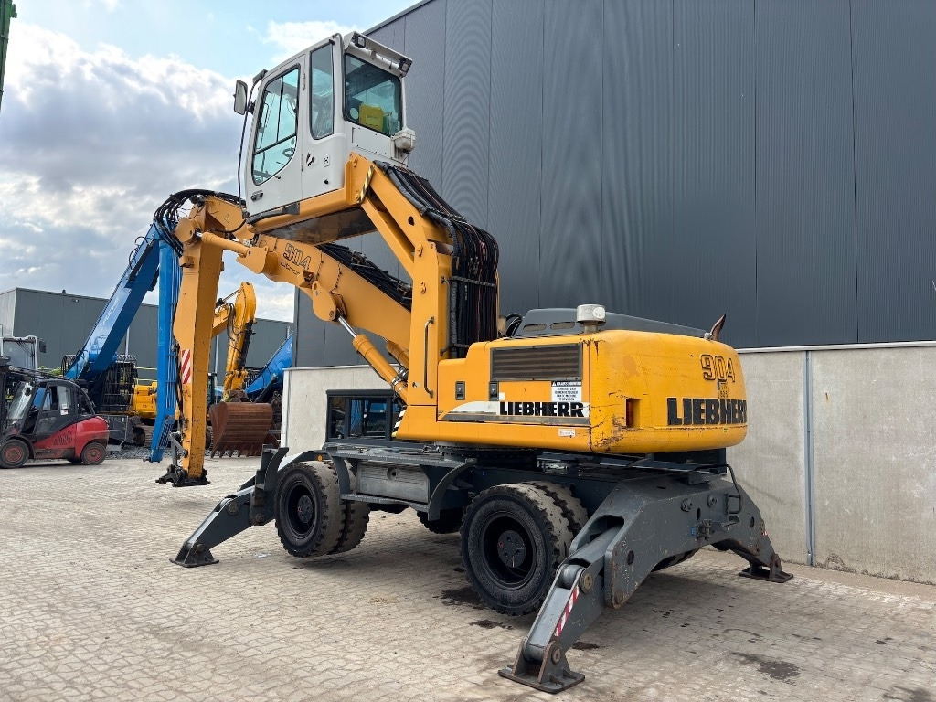 Liebherr A 904 C HD - Umschlagbagger: das Bild 2 Liebherr A 904 C HD - Umschlagbagger: das Bild 2