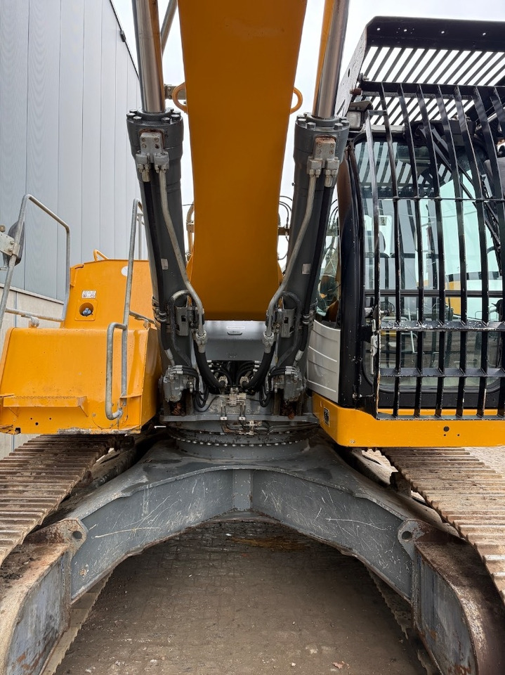 Liebherr R 946 LC - R946 - R946LC - R 938 - Kettenbagger: das Bild 5 Liebherr R 946 LC - R946 - R946LC - R 938 - Kettenbagger: das Bild 5