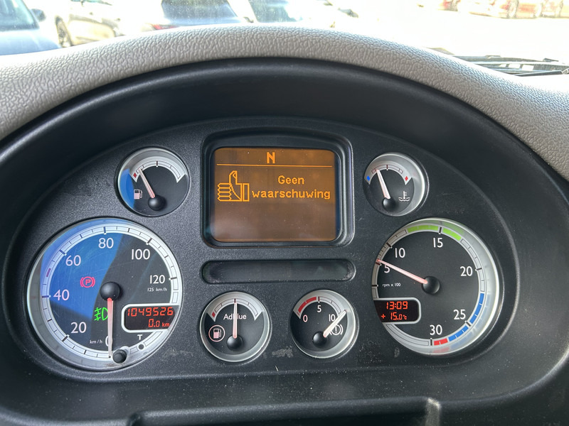 DAF CF 75 310 Euro 5 / Curtainside Box / Loadlift / Trailer Coupling - Plane LKW: das Bild 4 DAF CF 75 310 Euro 5 / Curtainside Box / Loadlift / Trailer Coupling - Plane LKW: das Bild 4