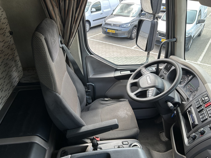 DAF LF 310 FA / Effer 175.2/3s Crane / 728 dkm / Flat Bed / APK TUV 10-25 - Autokran: das Bild 3 DAF LF 310 FA / Effer 175.2/3s Crane / 728 dkm / Flat Bed / APK TUV 10-25 - Autokran: das Bild 3