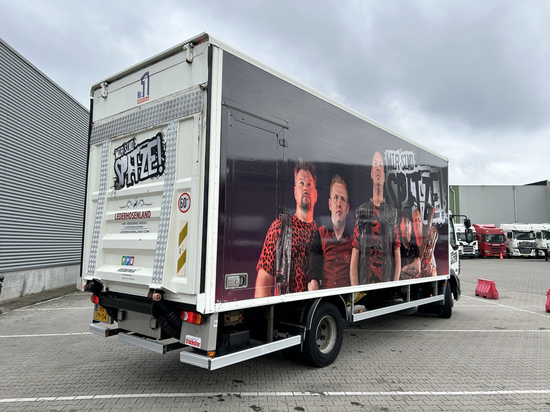 DAF LF55 220 Euro 4 / 12 Ton / 673 dkm / Box / Loadlift / APK TUV 01-26 - Koffer LKW: das Bild 2 DAF LF55 220 Euro 4 / 12 Ton / 673 dkm / Box / Loadlift / APK TUV 01-26 - Koffer LKW: das Bild 2