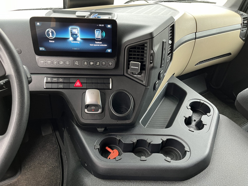 Mercedes-Benz Actros 2127 / Schuifzeil Box / Laadklep / APK 07-25 - Plane LKW: das Bild 5 Mercedes-Benz Actros 2127 / Schuifzeil Box / Laadklep / APK 07-25 - Plane LKW: das Bild 5