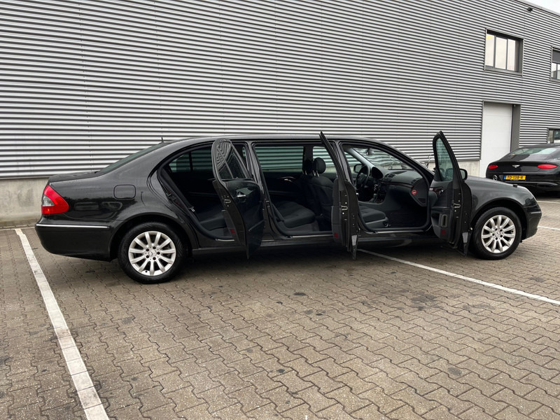 Mercedes-Benz E-Klasse / Limousine / 240 Avantgarde / 4-Matic / 8-pers / APK/TUV 09-2026 - Limousine: das Bild 3 Mercedes-Benz E-Klasse / Limousine / 240 Avantgarde / 4-Matic / 8-pers / APK/TUV 09-2026 - Limousine: das Bild 3