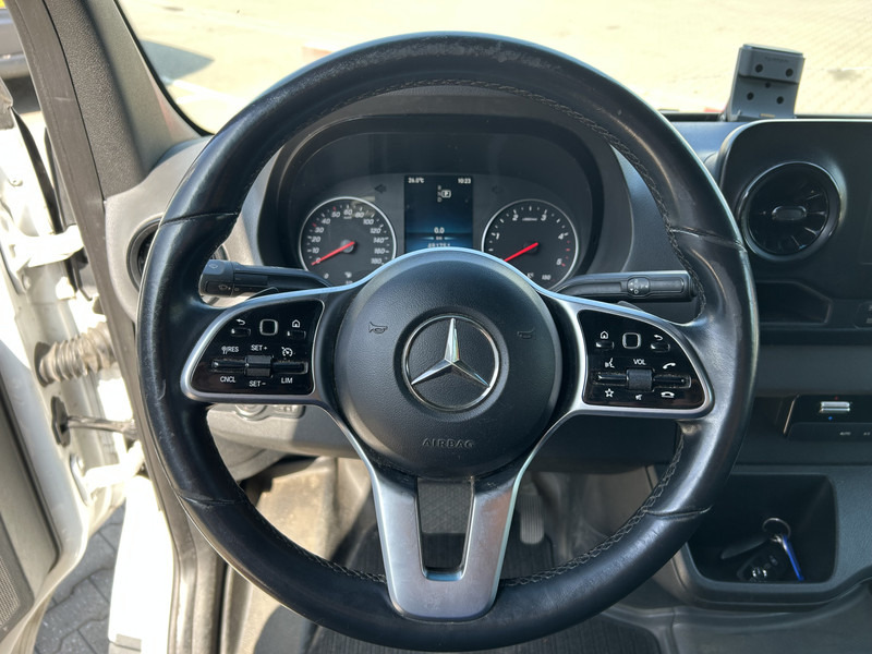 Mercedes-Benz Sprinter 314 2.2 CDI / L4 H2 / Loadlift 650 kg / Navi / APK TUV 01-26 - Kastenwagen: das Bild 3 Mercedes-Benz Sprinter 314 2.2 CDI / L4 H2 / Loadlift 650 kg / Navi / APK TUV 01-26 - Kastenwagen: das Bild 3