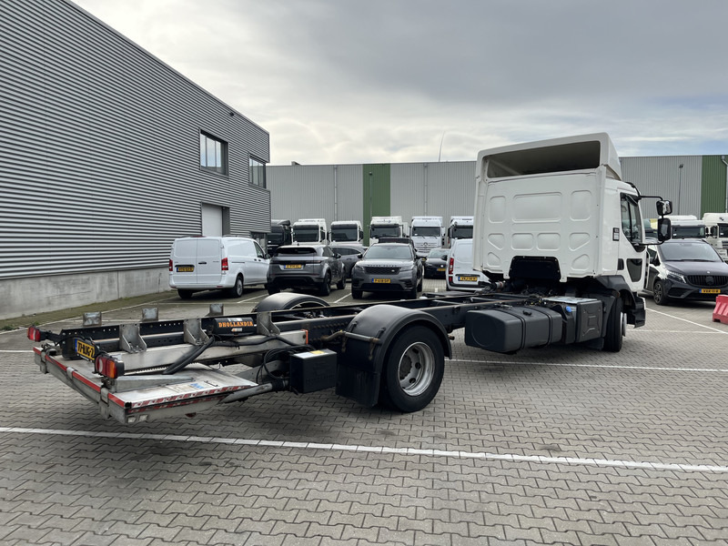 Renault D 250 Euro 6 / Chassis Cabine / 500 dkm / 12 Ton / Full Air - Fahrgestell LKW: das Bild 2 Renault D 250 Euro 6 / Chassis Cabine / 500 dkm / 12 Ton / Full Air - Fahrgestell LKW: das Bild 2