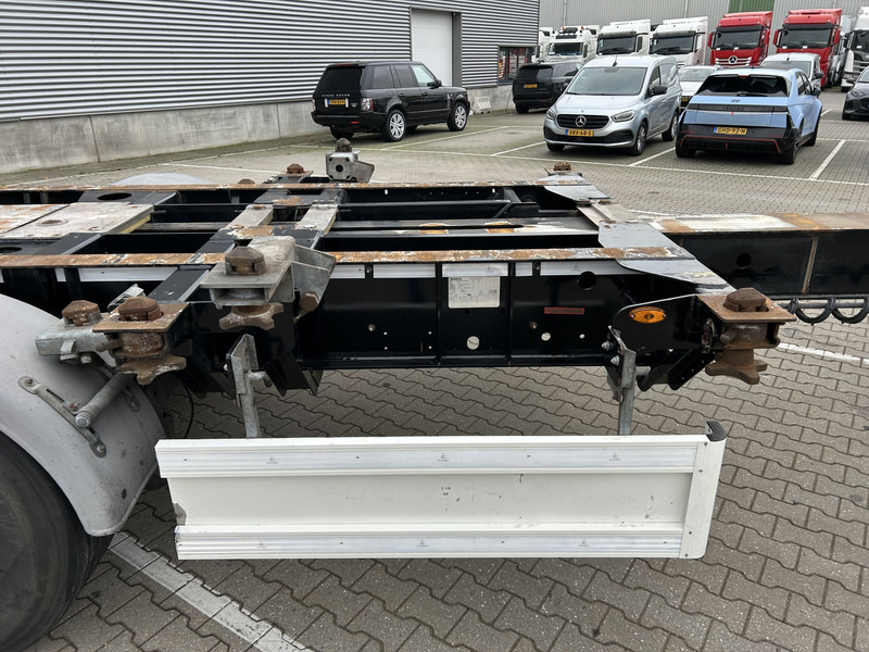 Renders Euro 800 / Container 20 - 30 - 40 - 45 ft / Drum / APK TUV 09-26 - Container/ Wechselfahrgestell Auflieger: das Bild 4 Renders Euro 800 / Container 20 - 30 - 40 - 45 ft / Drum / APK TUV 09-26 - Container/ Wechselfahrgestell Auflieger: das Bild 4