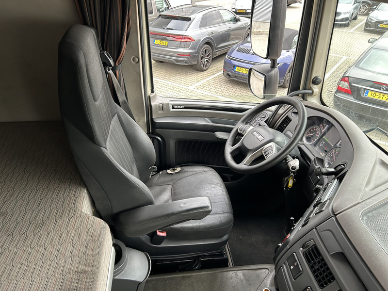 DAF XF 450 FT Space Cab / 688 dkm / MX Brake / APK TUV 05-26 - Sattelzugmaschine: das Bild 3 DAF XF 450 FT Space Cab / 688 dkm / MX Brake / APK TUV 05-26 - Sattelzugmaschine: das Bild 3