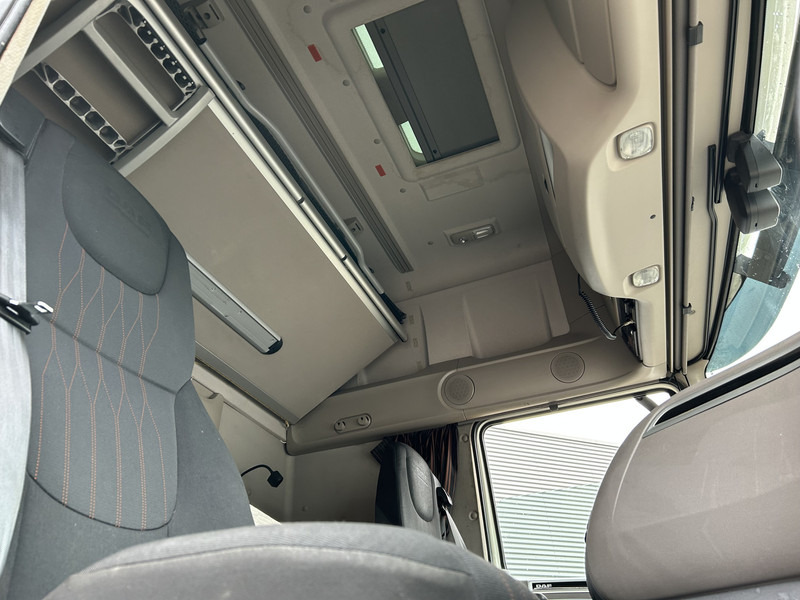 Sattelzugmaschine DAF XF 480 FT SSC / 591 dkm / 2 Tanks / APK TUV 09-26: das Bild 9 Sattelzugmaschine DAF XF 480 FT SSC / 591 dkm / 2 Tanks / APK TUV 09-26: das Bild 9