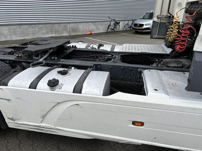 Sattelzugmaschine DAF XF 480 FT SSC / 591 dkm / 2 Tanks / APK TUV 09-26: das Bild 16 Sattelzugmaschine DAF XF 480 FT SSC / 591 dkm / 2 Tanks / APK TUV 09-26: das Bild 16