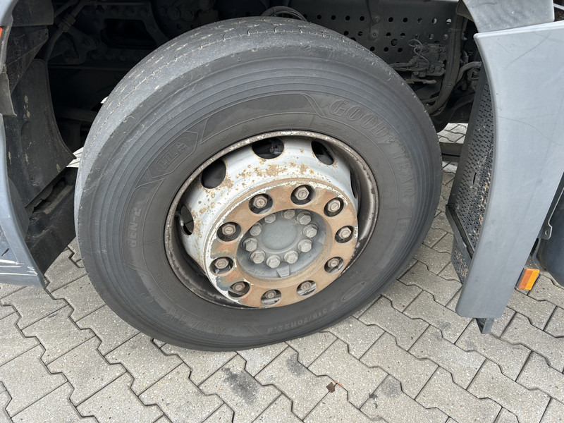 Sattelzugmaschine Mercedes-Benz Actros 1842 StreamSpace / 939 dkm / 2 Tanks / NL Truck: das Bild 13 Sattelzugmaschine Mercedes-Benz Actros 1842 StreamSpace / 939 dkm / 2 Tanks / NL Truck: das Bild 13