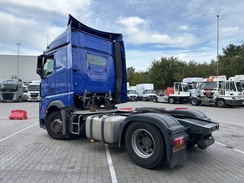 Sattelzugmaschine Mercedes-Benz Actros 1842 StreamSpace / 939 dkm / 2 Tanks / NL Truck: das Bild 19 Sattelzugmaschine Mercedes-Benz Actros 1842 StreamSpace / 939 dkm / 2 Tanks / NL Truck: das Bild 19