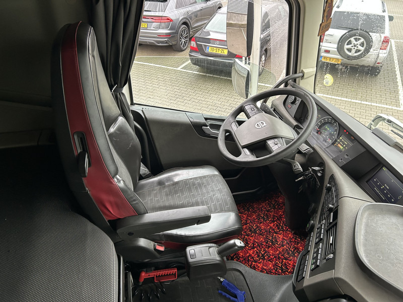 Volvo FH 500 Globetrotter / 597 dkm / Euro 6D / VEB+ / 2 Tanks - Sattelzugmaschine: das Bild 3 Volvo FH 500 Globetrotter / 597 dkm / Euro 6D / VEB+ / 2 Tanks - Sattelzugmaschine: das Bild 3