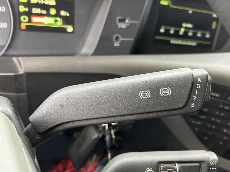 Volvo FH 500 Globetrotter / 597 dkm / Euro 6D / VEB+ / 2 Tanks - Sattelzugmaschine: das Bild 5 Volvo FH 500 Globetrotter / 597 dkm / Euro 6D / VEB+ / 2 Tanks - Sattelzugmaschine: das Bild 5