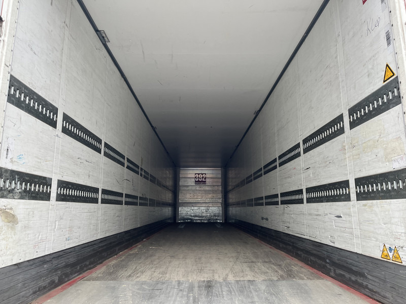 Schmitz Cargobull SCB S2 / Box Trailer / 2 axle / Loadlift / APK TUV 04-26 - Koffer Auflieger: das Bild 3 Schmitz Cargobull SCB S2 / Box Trailer / 2 axle / Loadlift / APK TUV 04-26 - Koffer Auflieger: das Bild 3