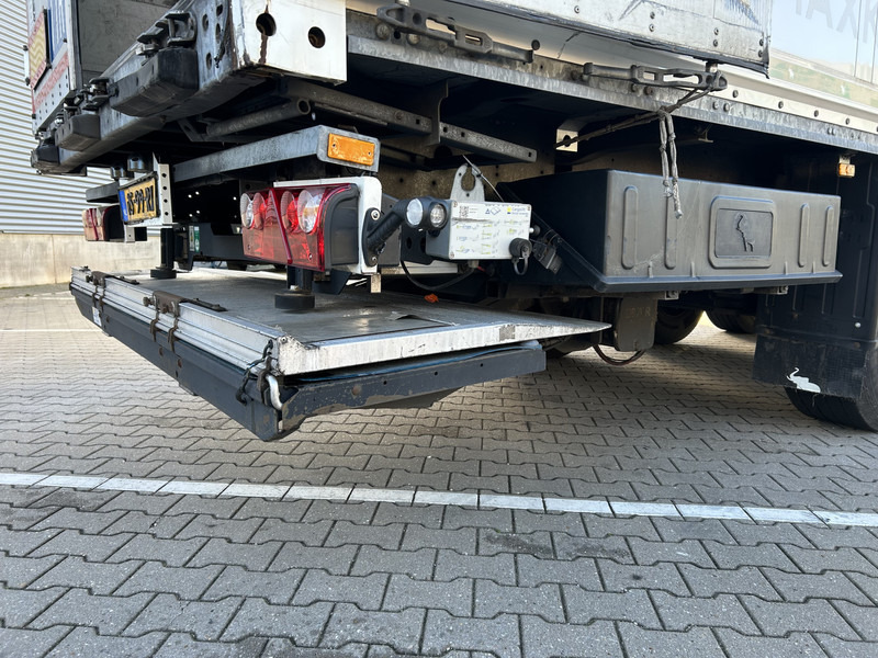 Schmitz Cargobull SCB S3B / Box / Loadlift -> Not Working / APK TUV 06-26 - Koffer Auflieger: das Bild 5 Schmitz Cargobull SCB S3B / Box / Loadlift -> Not Working / APK TUV 06-26 - Koffer Auflieger: das Bild 5