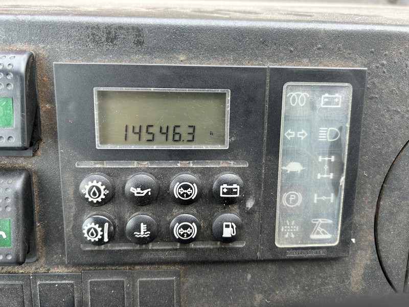 Terberg YT 180 / BDF Umsetzer / Wechselhubwagen / Terminal Truck / Mercedes Motor - Containerwagen/ Wechselfahrgestell LKW: das Bild 4 Terberg YT 180 / BDF Umsetzer / Wechselhubwagen / Terminal Truck / Mercedes Motor - Containerwagen/ Wechselfahrgestell LKW: das Bild 4