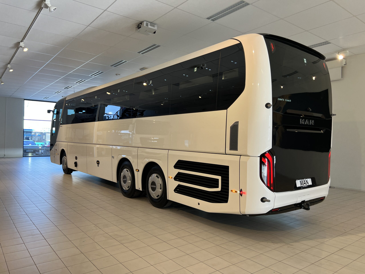 MAN Lions Coach R08 Euro 6E (Dark Edition) - Reisebus: das Bild 5 MAN Lions Coach R08 Euro 6E (Dark Edition) - Reisebus: das Bild 5