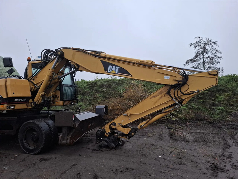 Caterpillar M318 - Mobilbagger: das Bild 4 Caterpillar M318 - Mobilbagger: das Bild 4
