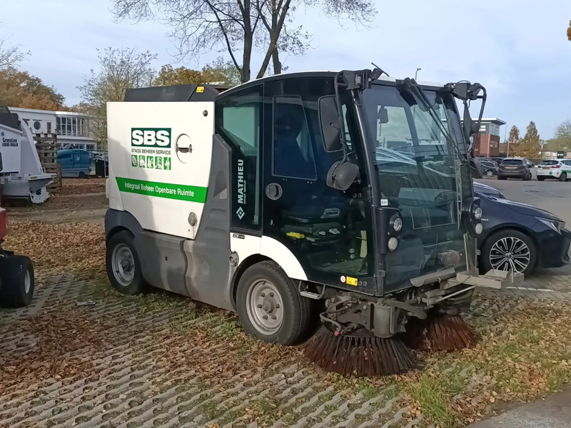 Mathieu MC210 Azura MC210 - Kehrmaschine: das Bild 1 Mathieu MC210 Azura MC210 - Kehrmaschine: das Bild 1