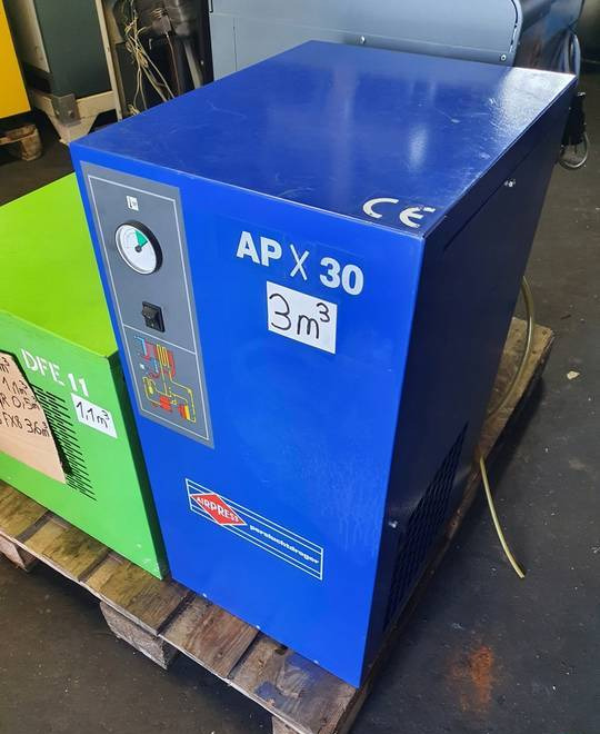 OSUSZACZ ZIĘBNICZY AIRPRESS APX 30, 3m3/min - Luftkompressor: das Bild 1 OSUSZACZ ZIĘBNICZY AIRPRESS APX 30, 3m3/min - Luftkompressor: das Bild 1