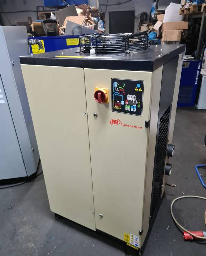 Osuszacz ziębniczy INGERSOLL RAND 13m3 - Lebensmittelmaschine: das Bild 1 Osuszacz ziębniczy INGERSOLL RAND 13m3 - Lebensmittelmaschine: das Bild 1