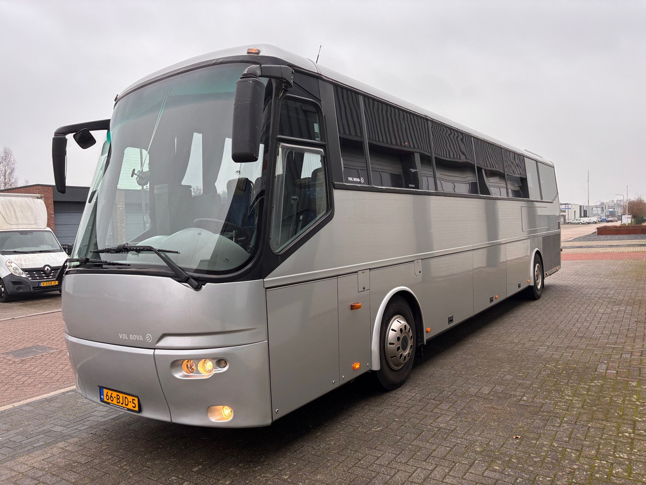 VDL Bova Futura FHD 127.365 (2x Available!!!) - Reisebus: das Bild 4 VDL Bova Futura FHD 127.365 (2x Available!!!) - Reisebus: das Bild 4