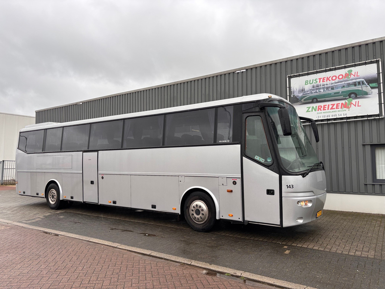 VDL Bova Futura FHD 127.365 (2x Available!!!) - Reisebus: das Bild 1 VDL Bova Futura FHD 127.365 (2x Available!!!) - Reisebus: das Bild 1