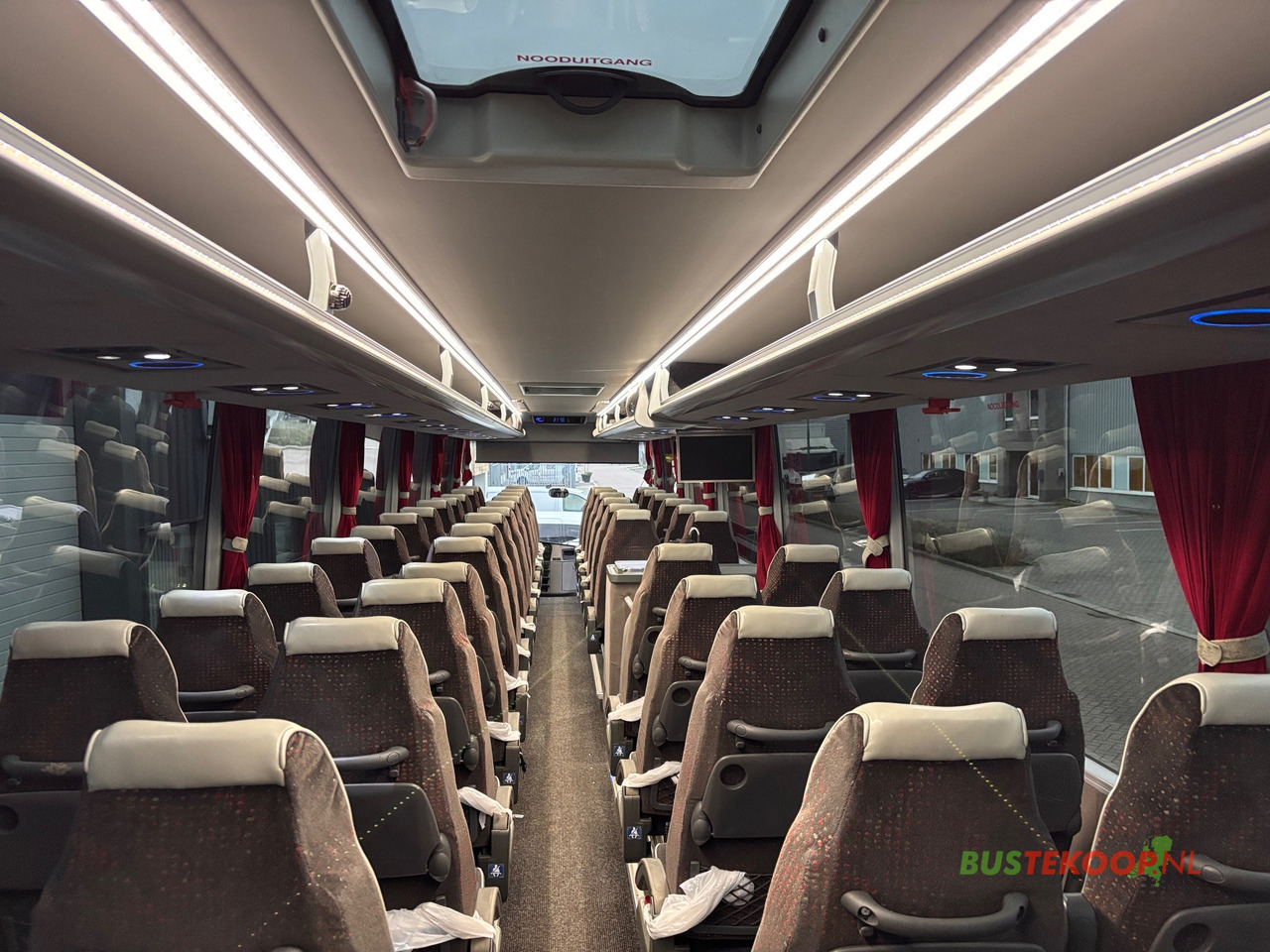 Reisebus Vanhool TX16 Alicron: das Bild 13 Reisebus Vanhool TX16 Alicron: das Bild 13