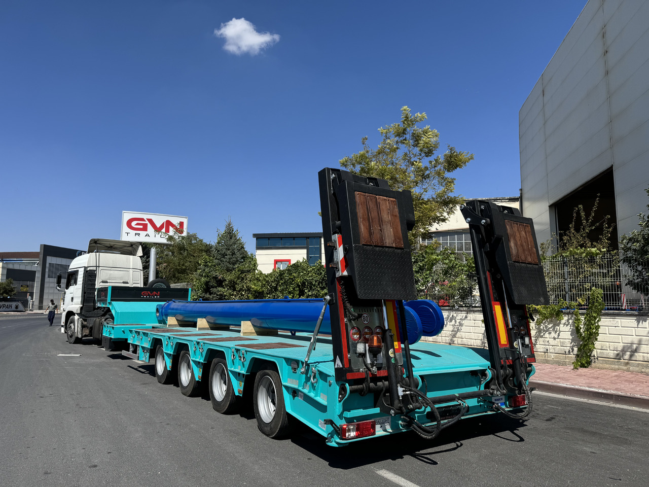 GVN Trailer 4 AXLE EXTENDABLE LOWBED - Tieflader Auflieger: das Bild 1 GVN Trailer 4 AXLE EXTENDABLE LOWBED - Tieflader Auflieger: das Bild 1