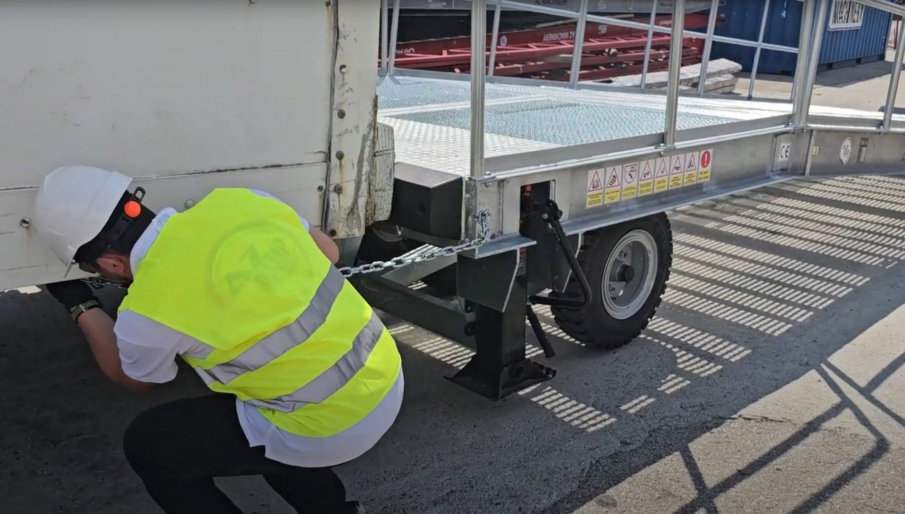 Verladerampe neu kaufen Large Mobile dock ramp, uncouplable AZ RAMP - KING VERSION, BIG FOOT L20 T-INOX: das Bild 14 Verladerampe neu kaufen Large Mobile dock ramp, uncouplable AZ RAMP - KING VERSION, BIG FOOT L20 T-INOX: das Bild 14