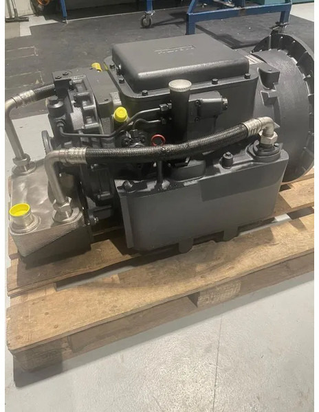 Voith 864-3e volautomatische versnellingsbak - Getriebe: das Bild 1 Voith 864-3e volautomatische versnellingsbak - Getriebe: das Bild 1