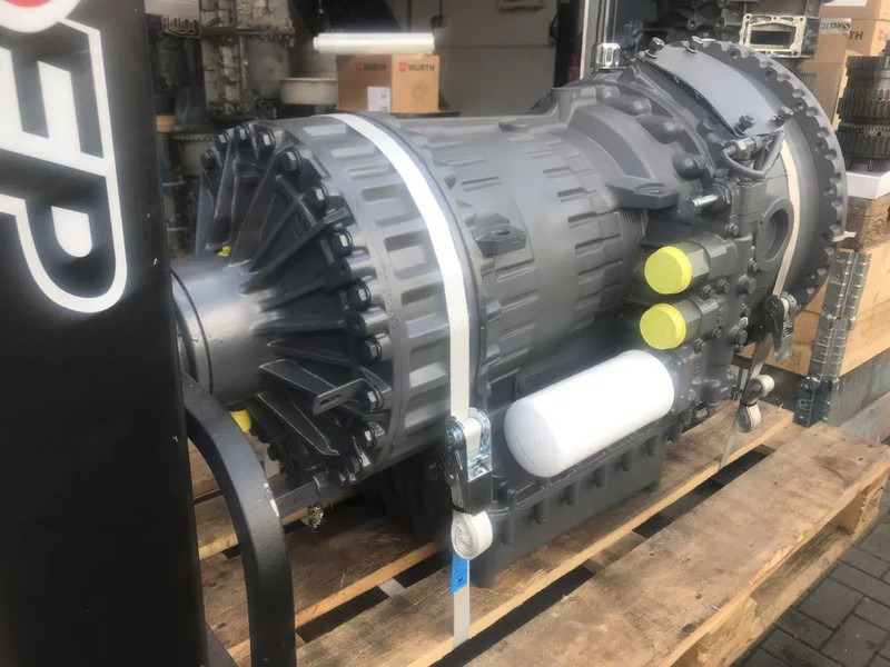 Volvo VT1906PT With or Without retarder / With or without second steering pump - Getriebe: das Bild 5 Volvo VT1906PT With or Without retarder / With or without second steering pump - Getriebe: das Bild 5