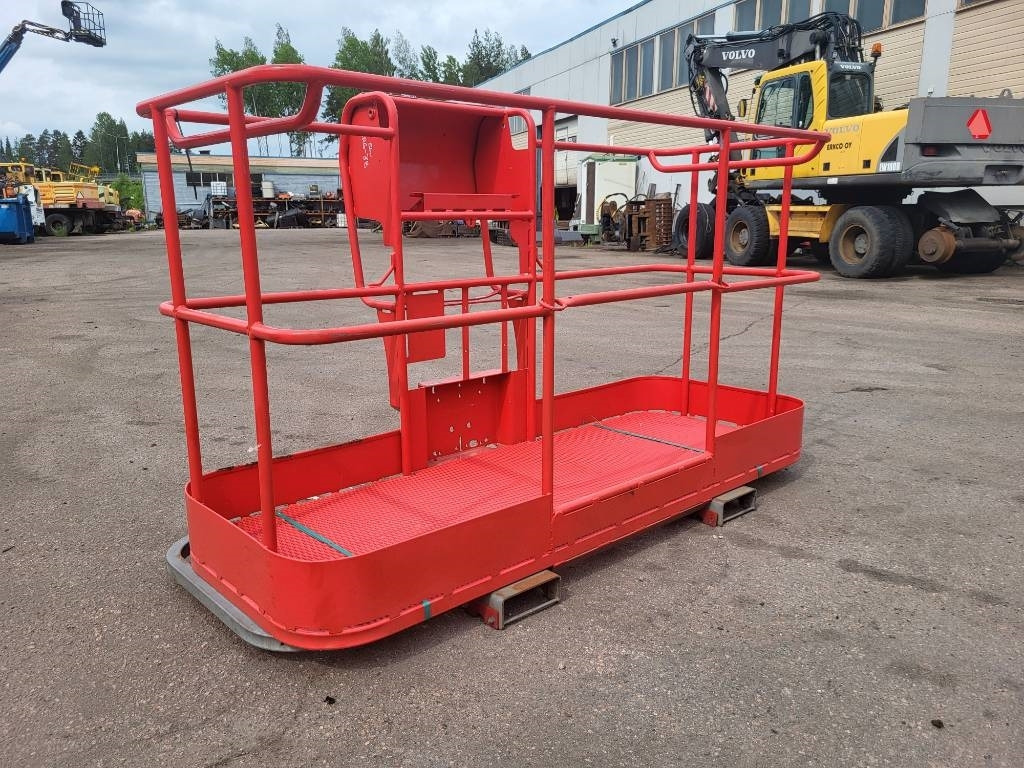 Manitou 200 ATJ kori - Teleskopmastbühne: das Bild 1 Manitou 200 ATJ kori - Teleskopmastbühne: das Bild 1